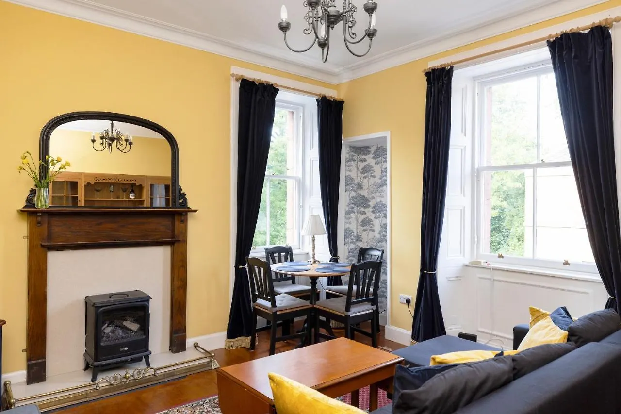 Edinburgh Holyrood Park Views Apartment